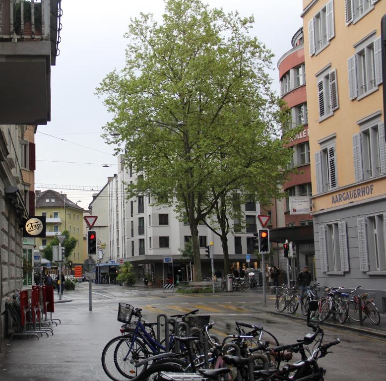 Auberge de jeunesse Stay2night Center