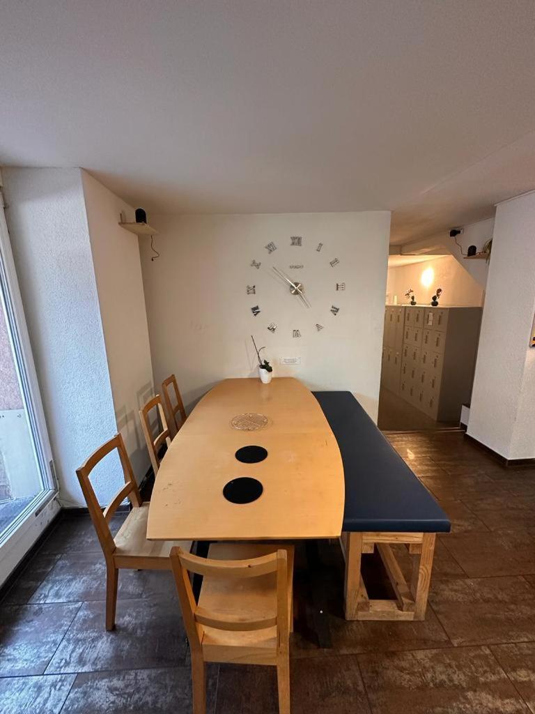 Stay2night Center Auberge de jeunesse